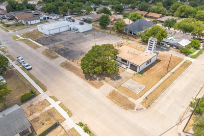 /international/us/2909-schwartz-avenue-fort-worth-tx-110105216695/
