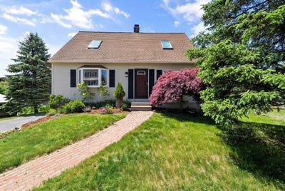 /international/us/140-rhode-island-avenue-manchester-nh-110108493299/