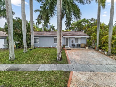 /international/us/918-ne-4th-street-hallandale-beach-fl-110106455326/