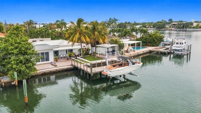 /international/us/8533-crespi-blvd-miami-beach-fl-110110294446/