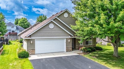 /international/us/1404-3rd-street-se-new-prague-mn-110101052932/