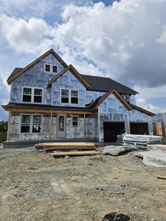 /international/us/923-fairbanks-lane-southgate-ky-110098575067/