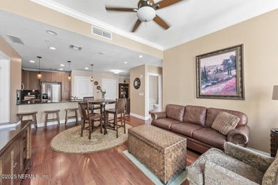 /international/us/1431-riverplace-boulevard-jacksonville-fl-110108480337/