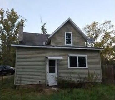 /international/us/216-w-pine-street-bloomingdale-mi-110104185297/