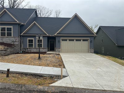 /international/us/111-hemingway-lane-kennedy-twp-pa-110097200659/