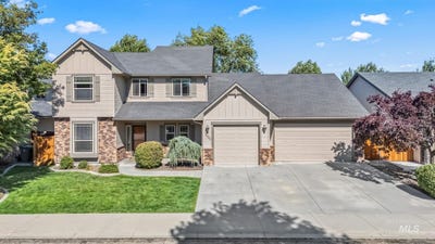 /international/us/7490-n-waterlilly-ave-boise-id-110101153873/