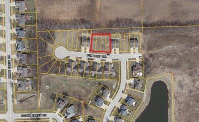 /international/us/2709-and-2711-fox-trot-trail-bloomington-il-110094552632/