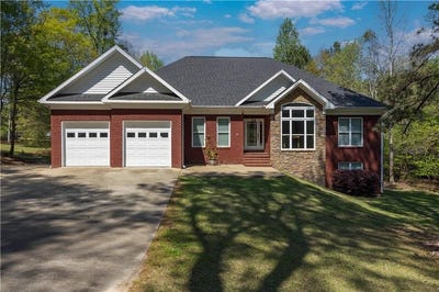 /international/us/337-lee-road-534-smiths-station-al-110106927436/