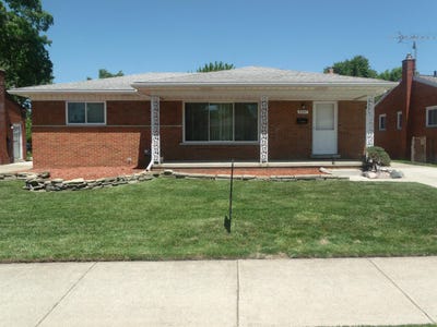/international/us/8467-darlene-street-warren-mi-110108440877/