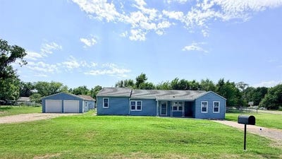 /international/us/5757-s-mead-avenue-wichita-ks-110119608461/
