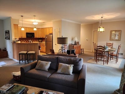 /international/us/1-13-maple-cres-vernon-twp-nj-110100359196/