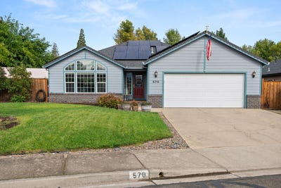 /international/us/570-bachand-circle-central-point-or-110106585900/