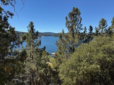 /international/us/yosemite-dr-lake-arrowhead-ca-110120124164/