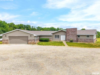 /international/us/17322-w-broad-street-brimfield-il-110110336412/