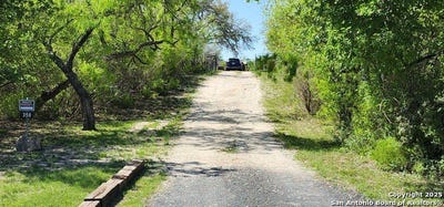 /international/us/350-county-road-574-castroville-tx-110098682663/?lang=zh-tw