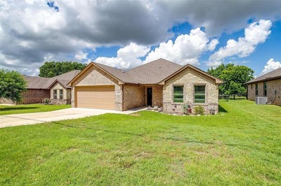 /international/us/505-n-avenue-e-springtown-tx-110100567098/