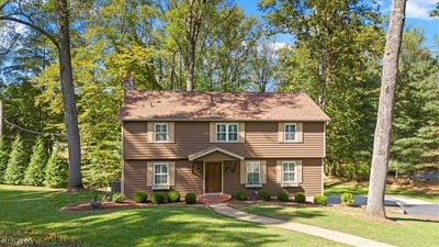 /international/us/37-meadowcrest-drive-parkersburg-wv-110107698645/