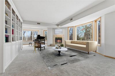 /international/us/8500-franlo-road-eden-prairie-mn-110105398745/