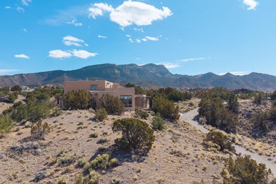 /international/us/20-calle-chamisa-placitas-nm-110105907504/