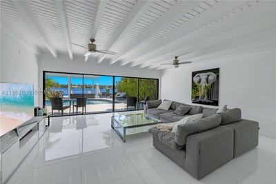 /international/us/1405-stillwater-dr-miami-beach-fl-110105638656/