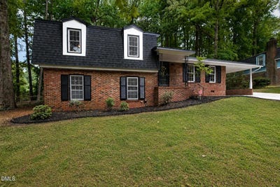 /international/us/924-carnoustie-circle-cary-nc-110107870792/