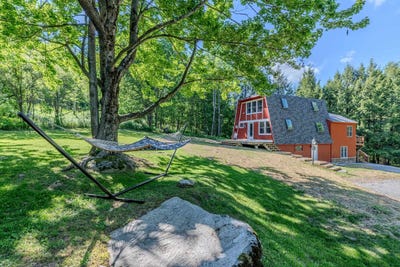/international/us/1-beaver-street-winhall-vt-110109332073/