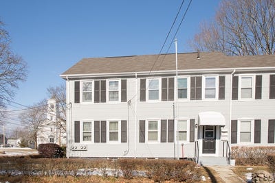 /international/us/271-n-washington-st-north-attleboro-ma-110106729579/