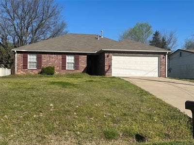 /international/us/623-n-division-street-coweta-ok-110106477899/