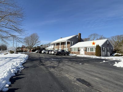 /international/us/1292-massachusetts-28-south-yarmouth-ma-110106559078/
