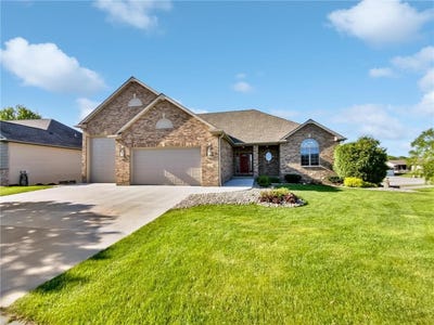 /international/us/1101-golfers-court-se-rochester-mn-110099803864/