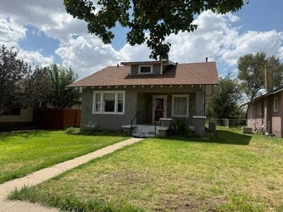 /international/us/818-e-main-street-canadian-tx-110119778085/