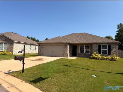/international/us/385-andrew-lane-odenville-al-110119472090/