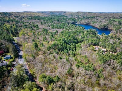 /international/us/southbridge-rd-warren-ma-110107957875/