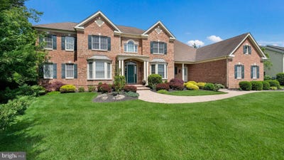 /international/us/2799-manion-way-doylestown-pa-110099816332/