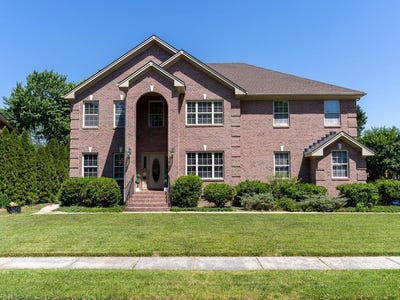 /international/us/138-greengable-way-chesapeake-va-110108279757/
