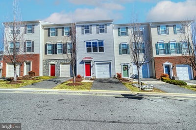 /international/us/105-lantana-lane-stafford-va-110106215246/