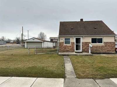 /international/us/21228-woodward-clinton-township-mi-110092256165/