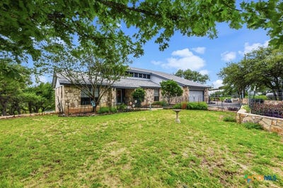/international/us/8017-kenilworth-boulevard-spring-branch-tx-110109187862/