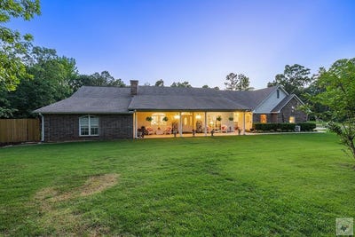 /international/us/15-saddle-lane-texarkana-ar-110108542398/