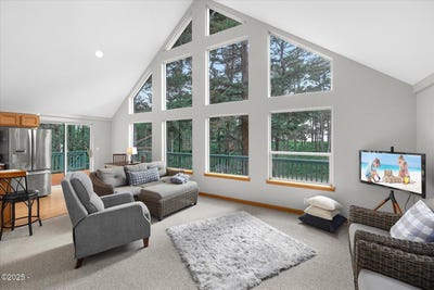 /international/us/3531-sw-fernwood-waldport-or-110100218553/