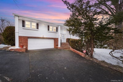 /international/us/32-bramble-brook-road-ardsley-ny-110106342661/