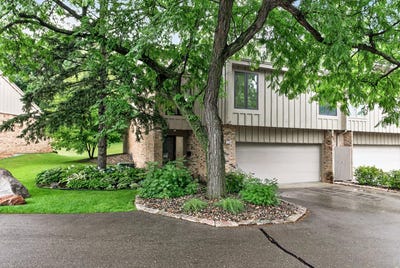 /international/us/5725-duncan-lane-edina-mn-110119288859/