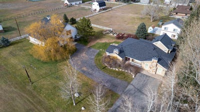 /international/us/623-n-center-st-midway-ut-110103754698/