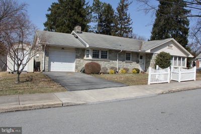 /international/us/456-lincoln-avenue-ephrata-pa-110101052272/