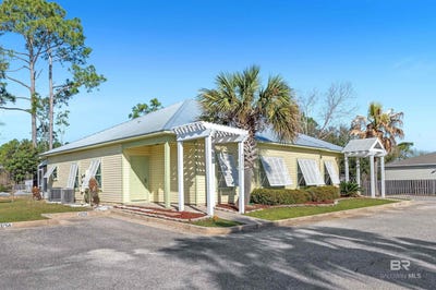 /international/us/4375-lindsey-lane-orange-beach-al-110097975384/