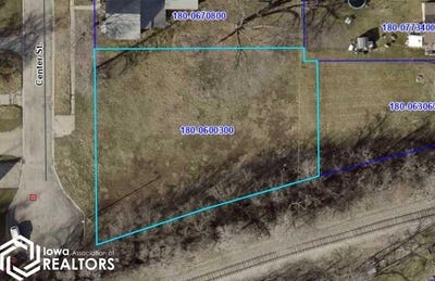 /international/us/814-center-street-grinnell-ia-110107583180/
