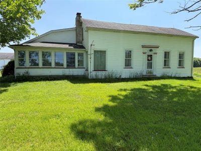 /international/us/21641-irish-road-edinboro-pa-110107076726/