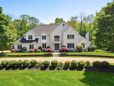/international/us/12-birch-lane-medfield-ma-110108300623/