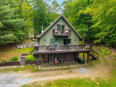 /international/us/22-turner-ridge-hadley-ny-110100332615/