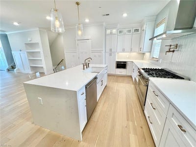 /international/us/9615-22nd-bay-street-norfolk-va-110108304877/